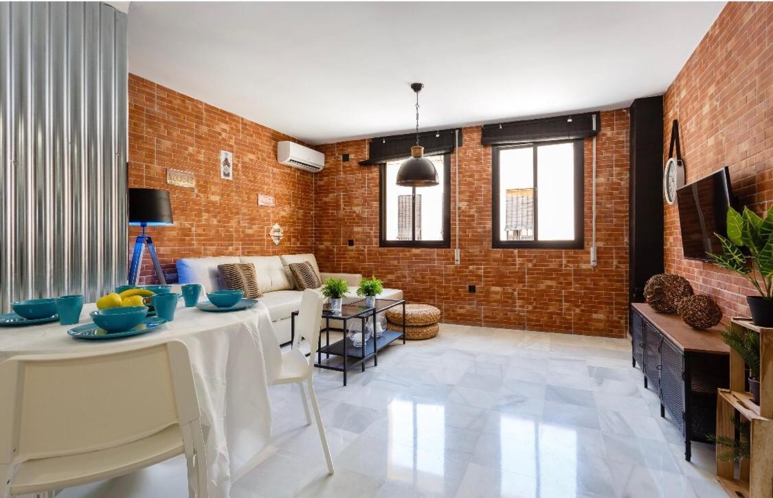 Apartamento Semi-Industrial Palacio Castilla Jerez de la Frontera Dış mekan fotoğraf